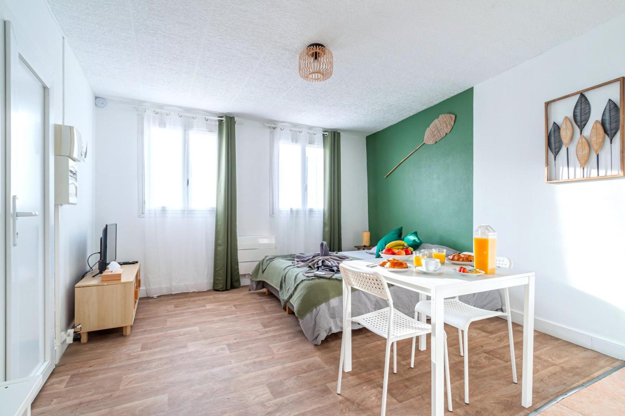 Appart'Hotel Nuiteejour Versailles Saint Cyr L'Ecole 外观 照片