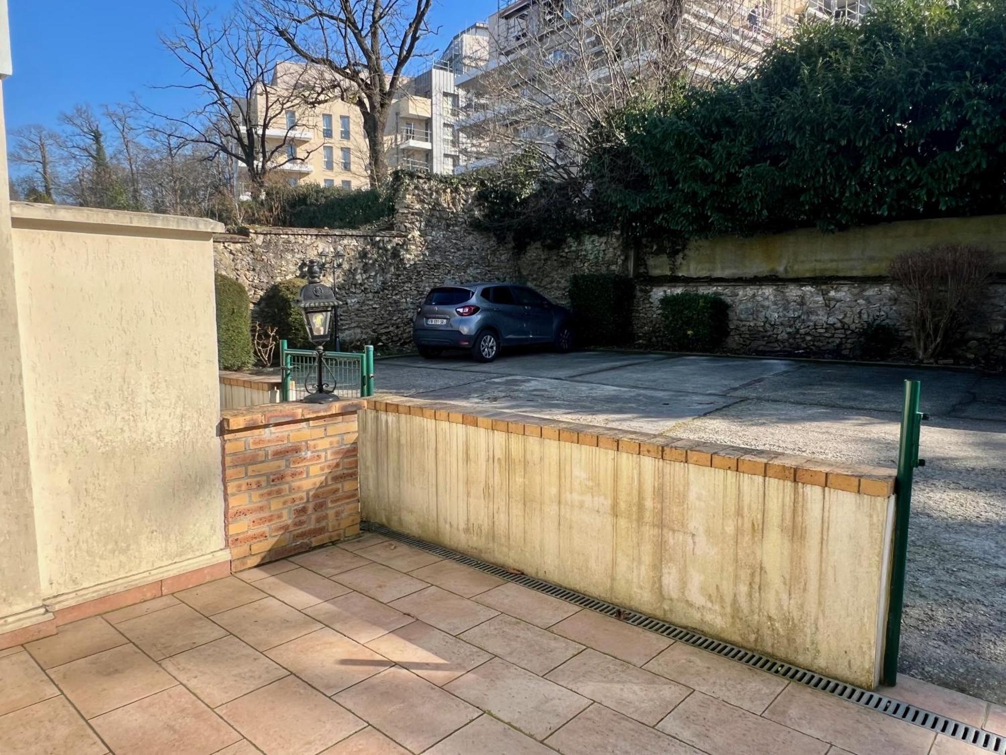 Appart'Hotel Nuiteejour Versailles Saint Cyr L'Ecole 外观 照片